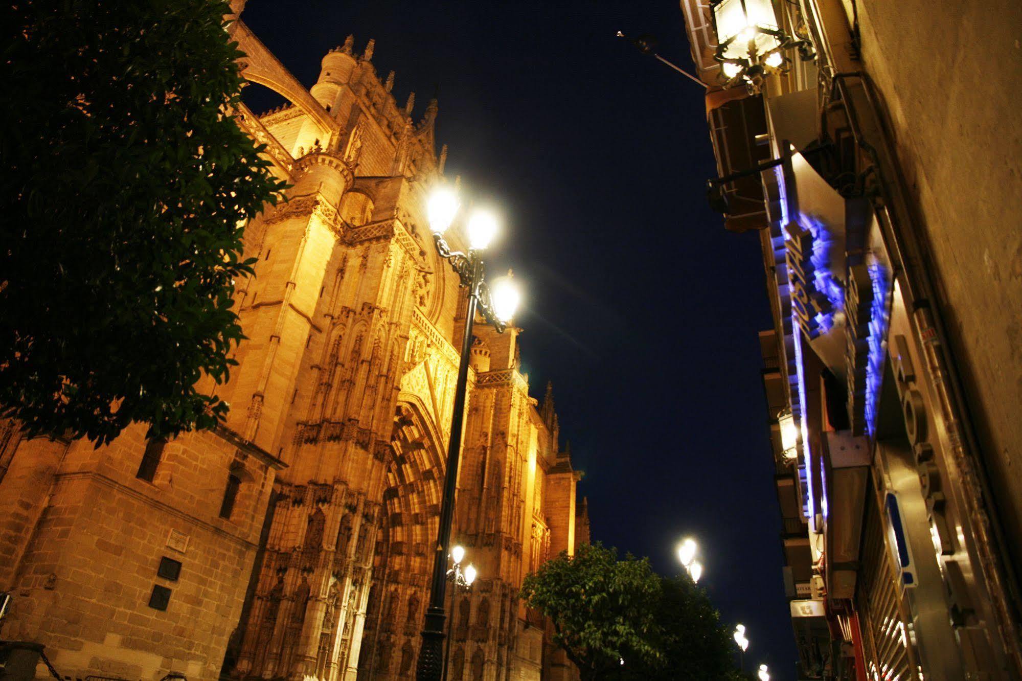 Catedral Boutique Hotel Sevilla Exterior foto