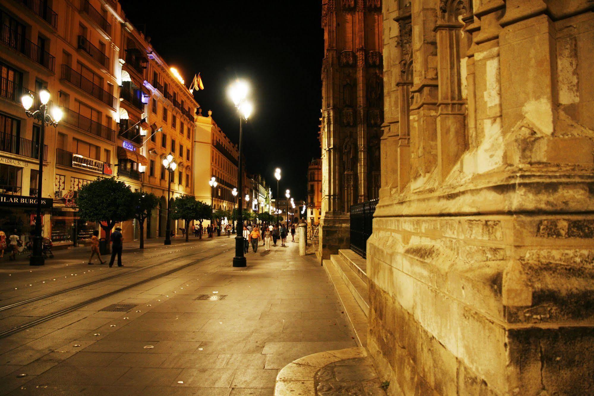 Catedral Boutique Hotel Sevilla Exterior foto