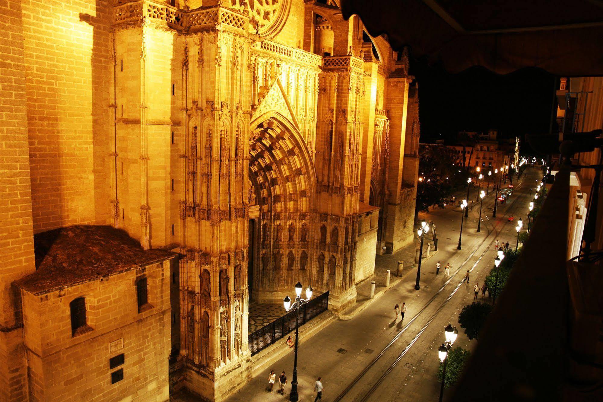 Catedral Boutique Hotel Sevilla Exterior foto